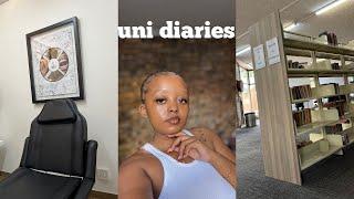 Dee World: Uni diaries | new piercing, meeting deadlines + many more.