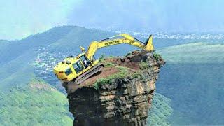 Dangerous Excavator Operations: Heavy Equipment Fails, Biggest Machines in Action at Another Level