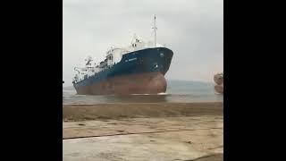 Faster Ship Beaching At Ship Breaking Yard