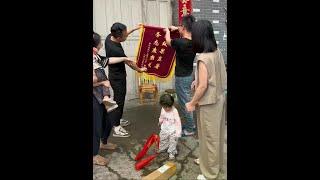 Mengyan has been working in the自媒体industry for more than four years  and this is the first time she