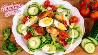 Colorful salad with chicken - fast & delicious / honey mustard dressing - recipe / simple salad