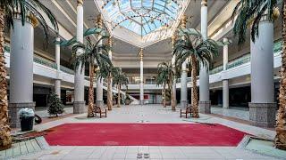 Discovering an ABANDONED Mall Stuck In 1994