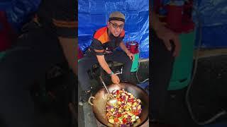 NASI MAQLUBA TIADA DALAM DUNIA