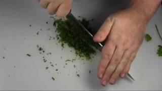 How to Chop and Mince Herbs