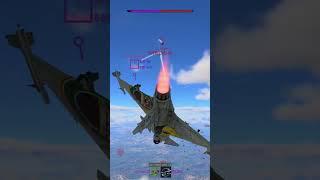 JAS39C VS. F16C BVR (Beyond Visual Range) Combat #warthunder #jas39c #gripen #BVR #warthundermemes