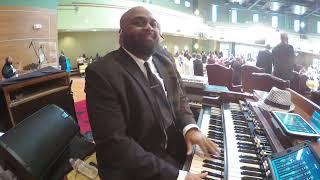 Praise Break - GMS COGIC - 5/7/23 - Dan "Spiffy" Neuman on key bass, Justin Baskin on organ