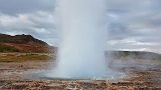 Golden Circle and Secret Lagoon Hot Springs Day Trip from Reykjavik