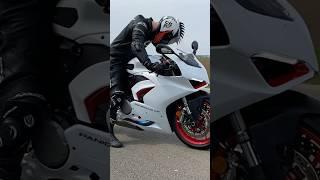 Ducati Panigale V2 2023 Akrapovic full exhaust #shorts