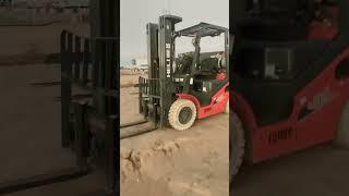 Construction work equipment heavy machinery #forklift #tractor #scissorlift