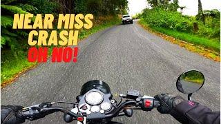 ROYAL ENFIELD CLASSIC 500 Head On Collision Near Miss!