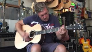 Larrivee OM-40 @ Collar City Guitars