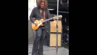 J.D. Simo & a 1960 Burst Austin sound check