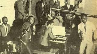 Jackie Mitto & The Soul Vendors - One Step Beyond