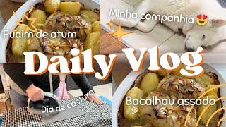 Vlog~Pudim de atum ~Dia de costura~ Bacalhau assado …..