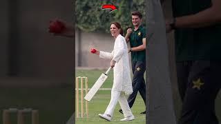 Shaheen Afridi smile girl/ Pak Sri Lanka live match/ Pakistan vs Sri Lanka/ Pakistani reaction today