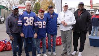 'It's amazing': Buffalo Bills host Thanksgiving Blitz at FeedMore WNY to feed 600 families