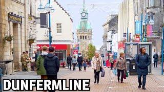 Walking in Dunfermline - Scotland