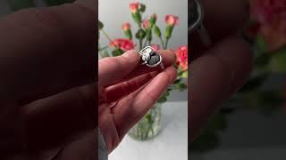 Handmade Sterling Silver Sculpture ring by Lizardi Jewelry