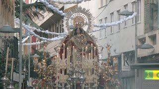 La virgen de los Remedios celebra su mes en la calle