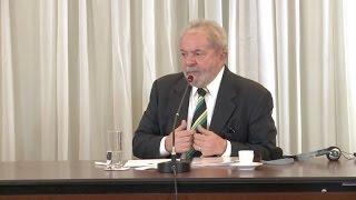 Lula: ‘vejo com certa tristeza o PMDB abandonar o governo’