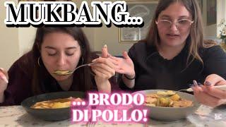 MUKBANG BRODO DI POLLO!  / Mia mamma ha preparato anche la pastina…