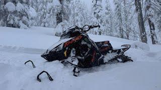 Its Getting Deep In Revelstoke! // RideDay #2