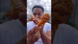 You Need to Try the Best Fried Chicken in LA #foodie #foodvlog #losangeles #foodshorts #food #eating