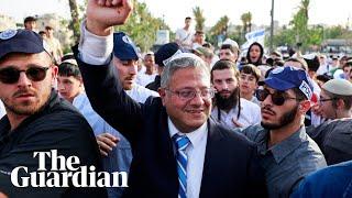 Thousands join Israeli flag march through Muslim quarter of Jerusalem