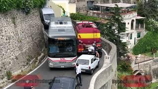 Bus Driving: Amalfi Coast. So you think you're a good bus driver?