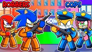 Cops vs Robbers in Roblox!