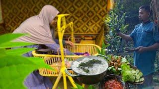 Masak di kampung | Banyak daun jeruk di kebun, coba masak bersama nasi  Bikin selera makan naik