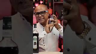 How to Make a Classic Gin Sling - A Timeless Cocktail Recipe | #shorts | @Cocktailsindia