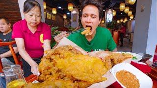 I Tried China’s Famous Whole Fried Chicken in Xi’an! 