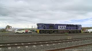 8237 Engine Startup - PoathTV Australian Trains & Railways