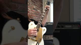 FUNKY FINGERSTYLE BLUES LICK #shortsfeed #guitar