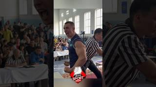 In both cases, the world champion fought to the end // Arm wrestling