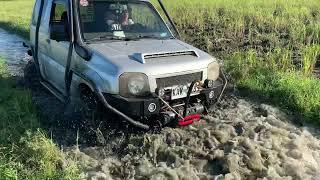 Suzuki Jimny JB33 mud testing