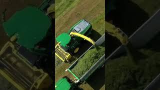 forage harvester John Deere #short #tractors #trattori #music #loop #johndeere #martingarrix