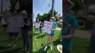 No Kings Rally brought 1.5 thousand people to Frisco Texas #democracy #firstamendment #peaceful
