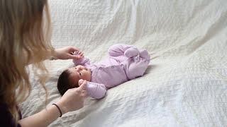 How to do a beautiful and safe newborn shoot in your own home by Vail Fucci