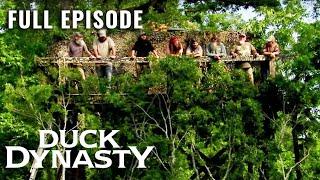 Duck Dynasty: Building a Luxury Duck Blind (S1, E5) | Full Episode