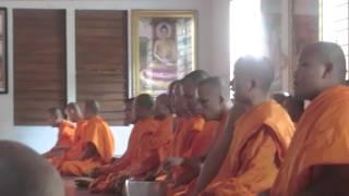 Khmer Buddhist Monks Chanting!