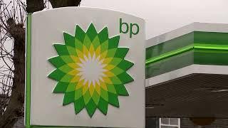 Energy giant BP sees profit slump 70%