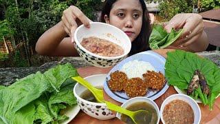 Eating Mangan Bora - Salty Dried Fish - Hanggam Leaves - Kangsoi - Eromba || Manipuri Mukbang