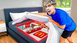 I BUILT A MCDONALD'S IN MY ROOM !!