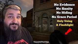 Hunting Ghosts With No Evidence and Only Using A Flashlight! | Phasmophobia