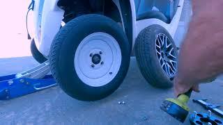 New GEM car wheels on an old GEM truck in 4K