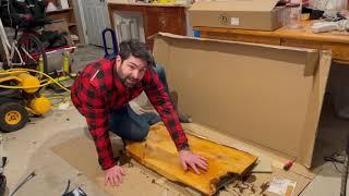 Easy Live Edge Desk with Epoxy Resin Finish