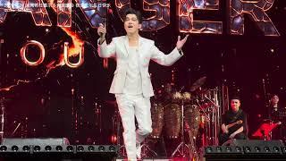 [Tips] Happy 70th birthday to Igor Kruoty｜Dimash ｜20241124 ｜Stranger Tour｜Düsseldorf｜4K Fan Cam