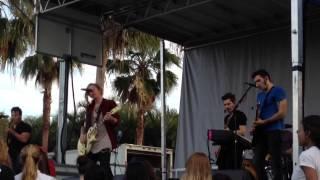 We the Kings sing Any Other Way LIVE in Jupiter! #CharlesTrippy #TravisKing #wethekings